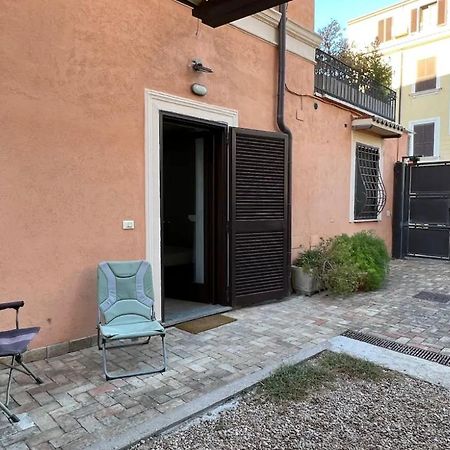 Mini Appartamento Strategico A Roma Monteverde Exterior foto