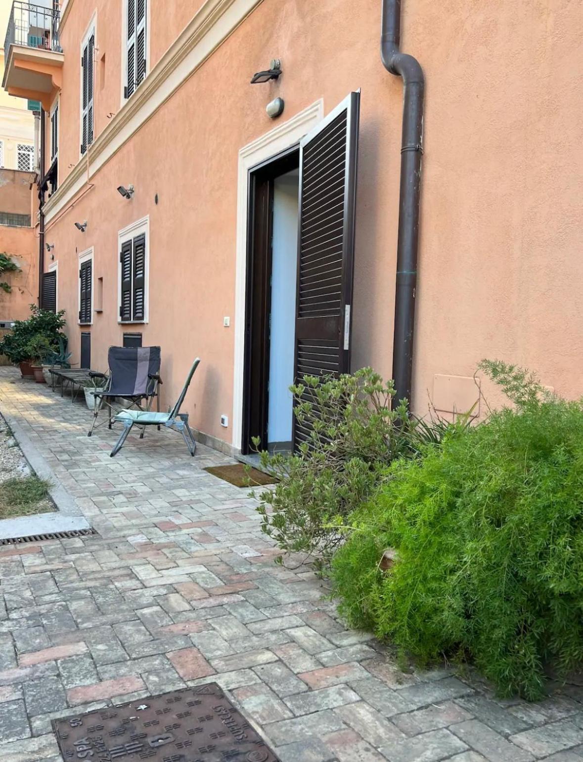 Mini Appartamento Strategico A Roma Monteverde Exterior foto